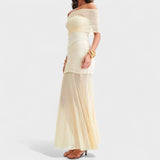 Vitória - Vestido elegante com transparência