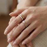 Set de Anillos Bicolor en Oro y Nácar