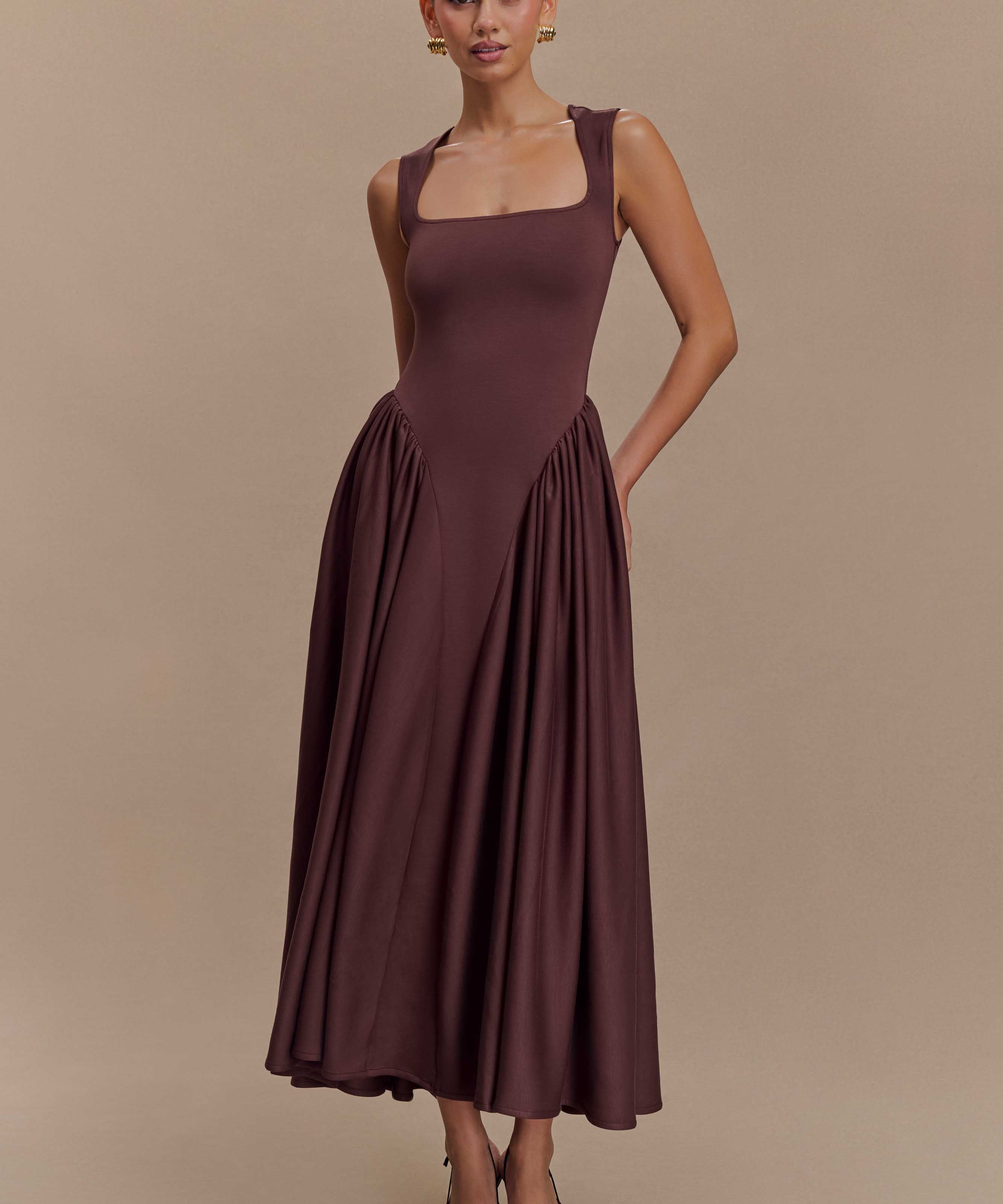 Sara - Vestido midi em malha castanho