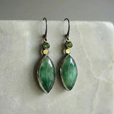 Pendientes vintage con piedra verde