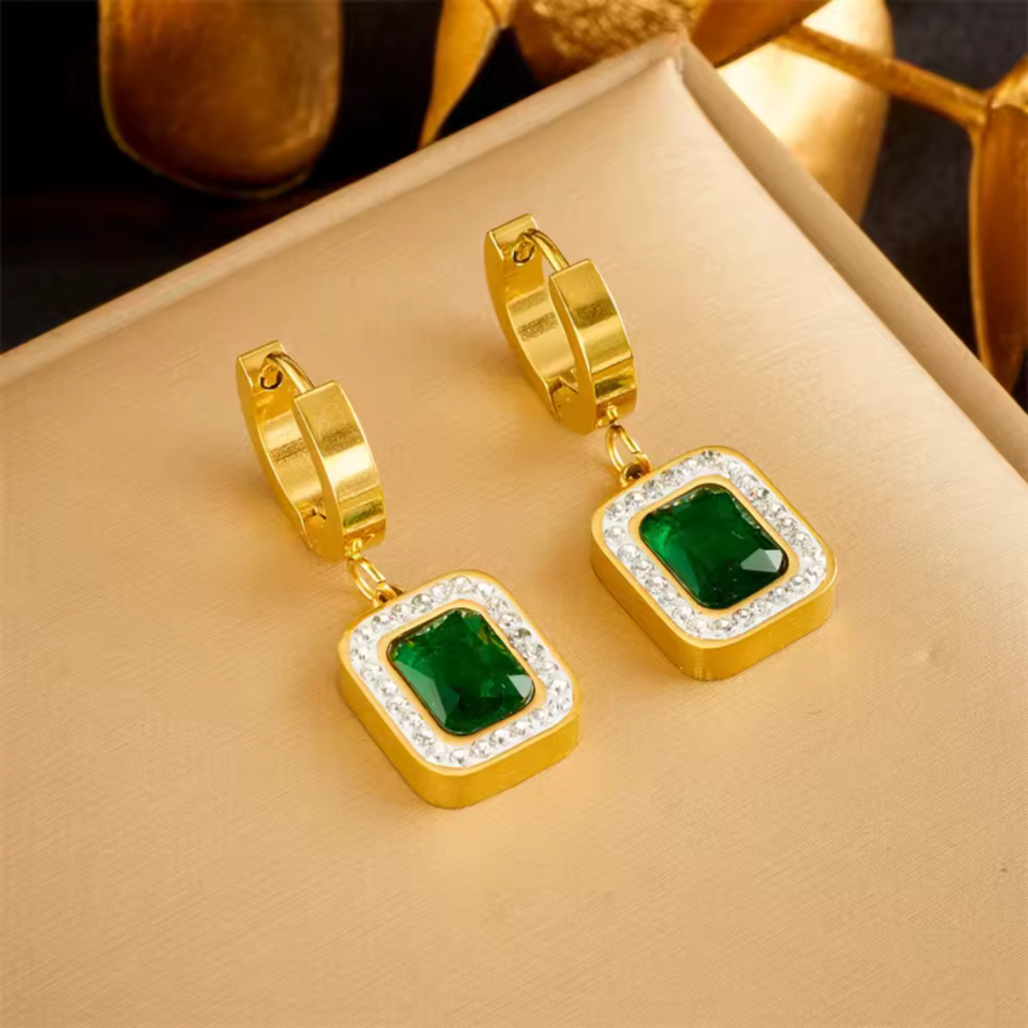 Conjunto de Joyería Esmeralda de la Noche