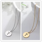 Collar de Oro con Colgante de Letra Elegante