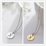 Collar de Oro con Colgante de Letra Elegante
