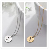 Collar de Oro con Colgante de Letra Elegante