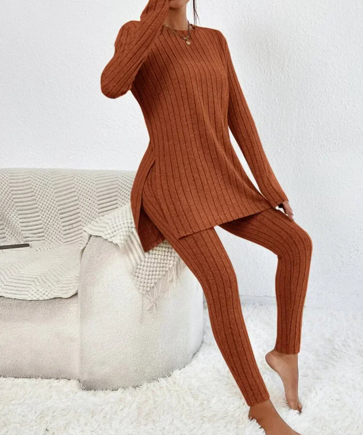Callie | Ribbed-neulottu lounge-setti
